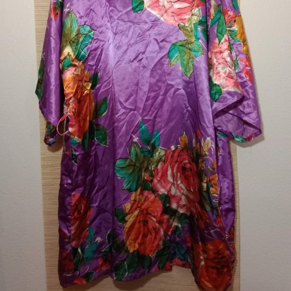 Floral Robe - Picture 6 of 6